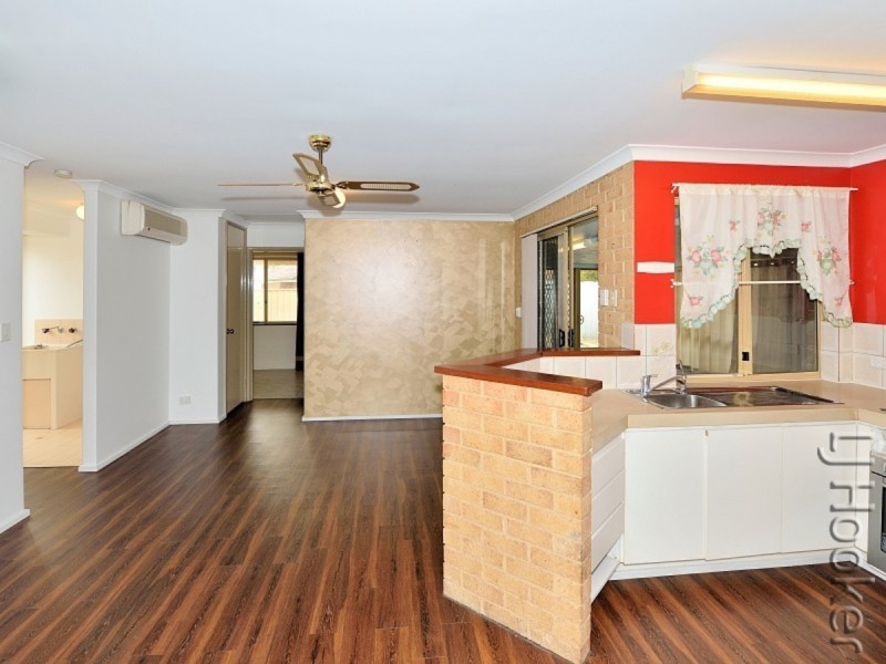 21A La Grange Place, Meadow Springs WA 6210