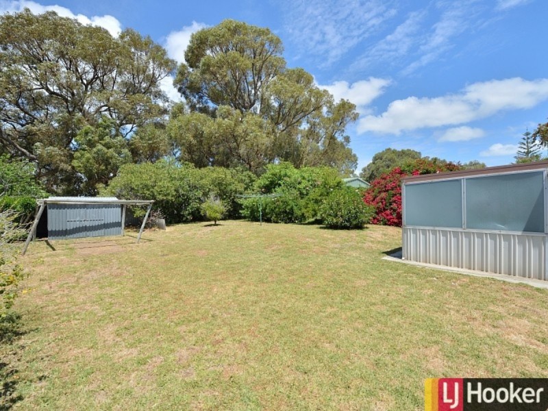 21 Sievewright Street, Silver Sands WA 6210