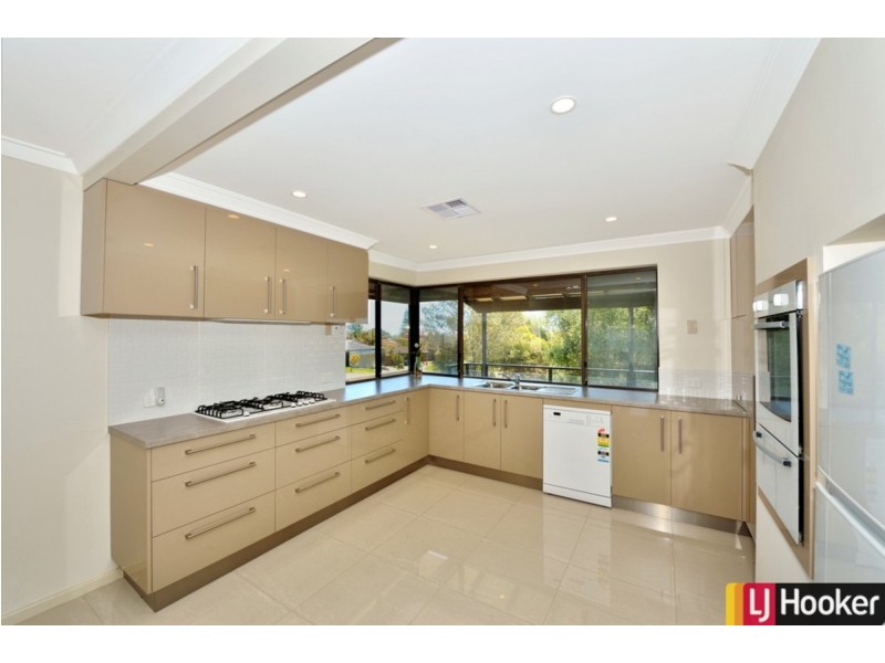 9 Driftwood Road, Silver Sands WA 6210