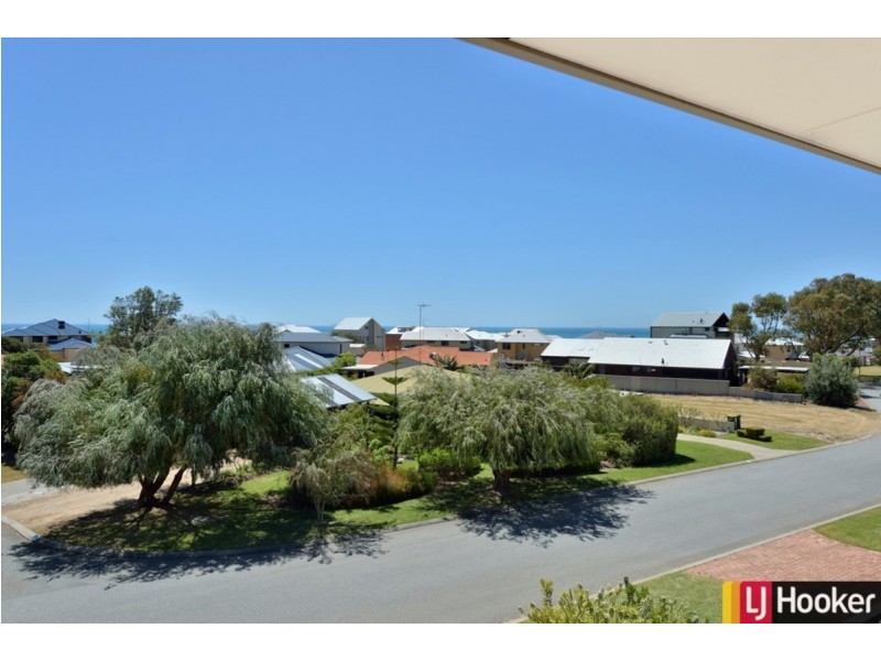 9 Driftwood Road, Silver Sands WA 6210