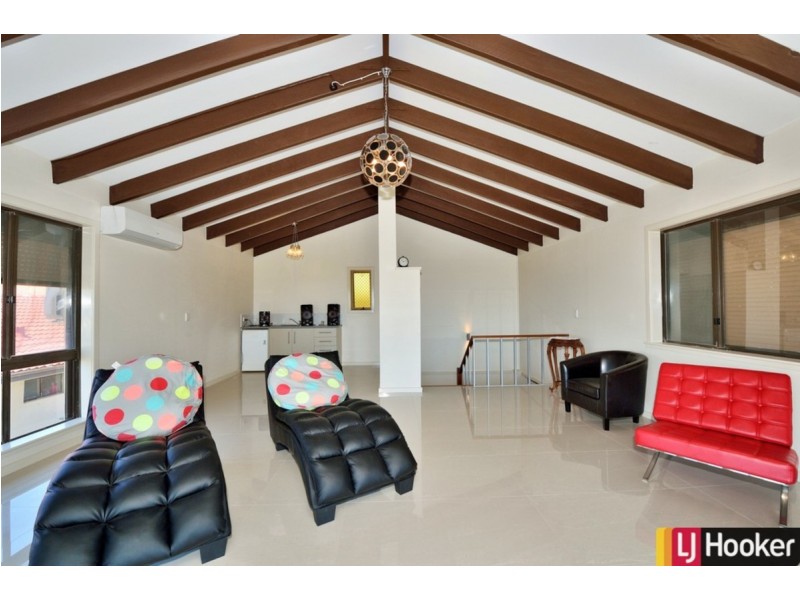 9 Driftwood Road, Silver Sands WA 6210