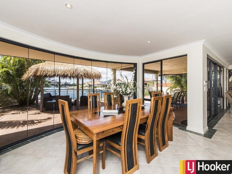21 Eunamara Retreat, Halls Head WA 6210