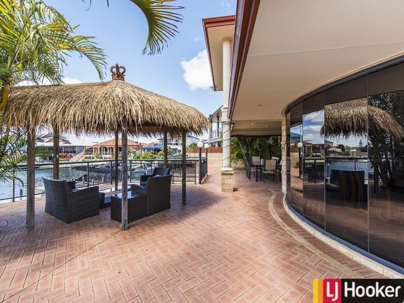 21 Eunamara Retreat, Halls Head WA 6210