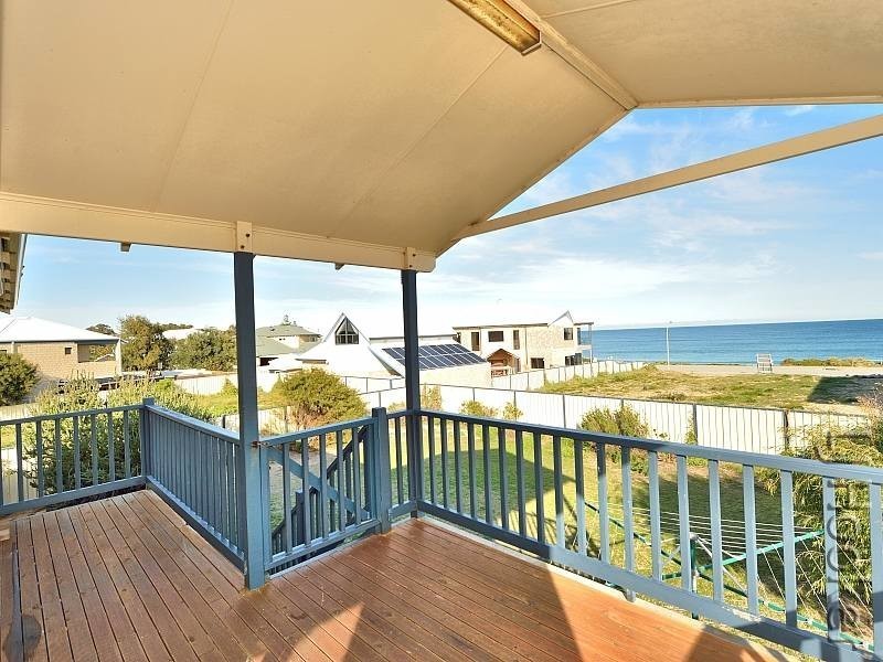 4 Cranbrook Crescent, Dawesville WA 6211