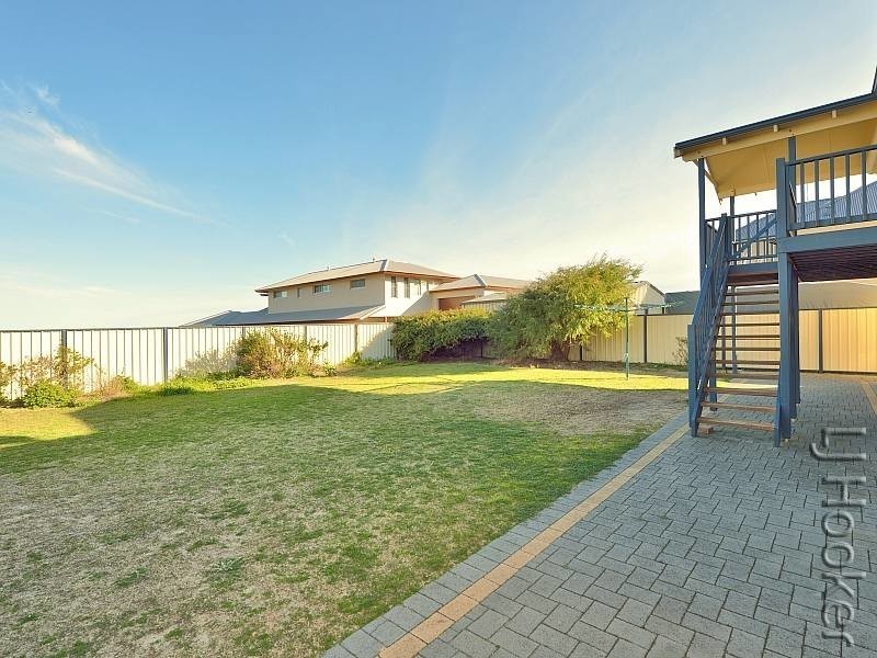 4 Cranbrook Crescent, Dawesville WA 6211