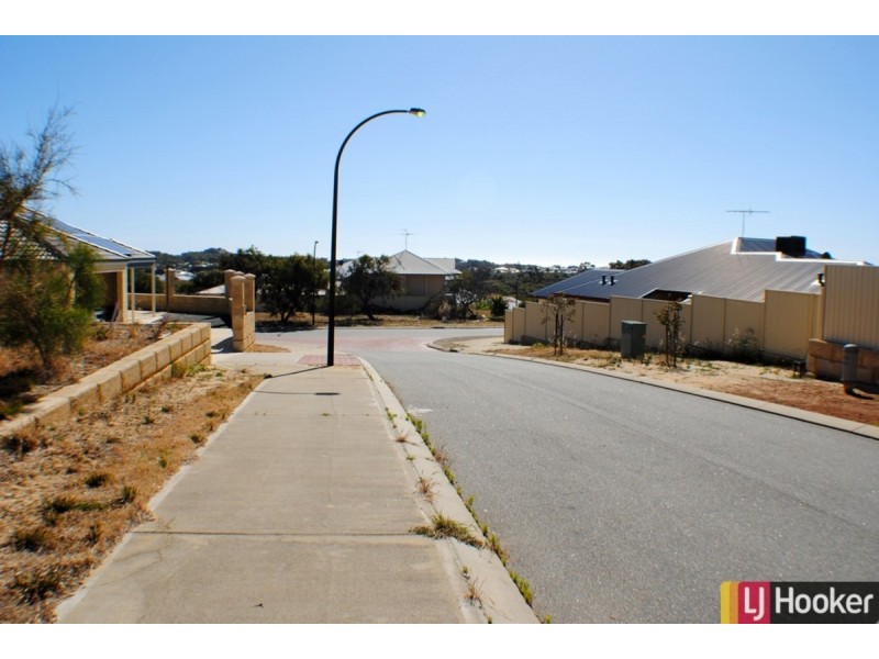 4 Dardanup Parkway, Dawesville WA 6211