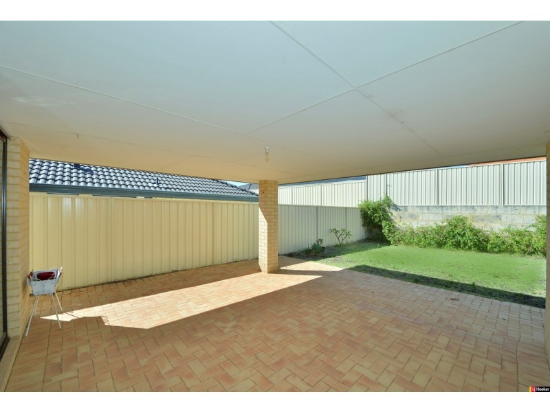 6 Lismore Ridge, Lakelands WA 6180