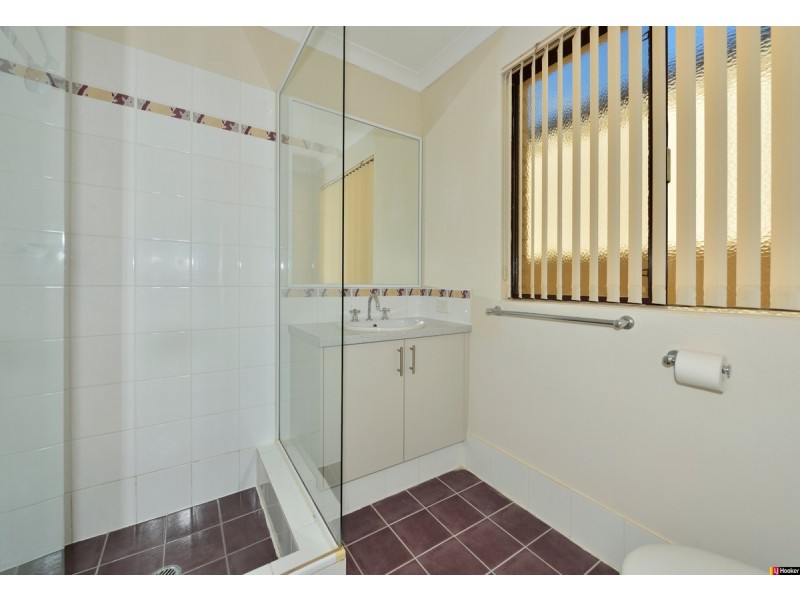 6 Lismore Ridge, Lakelands WA 6180