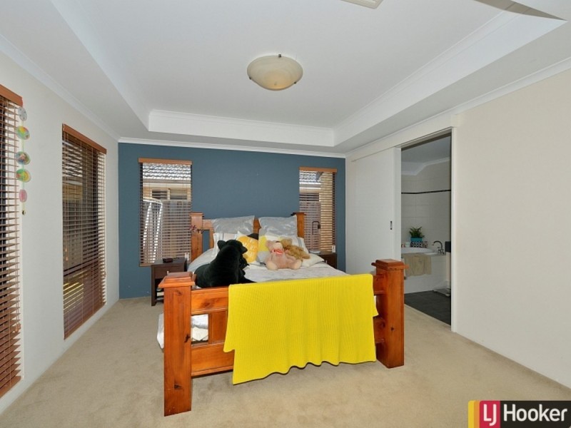 11 Breynia Link, Halls Head WA 6210