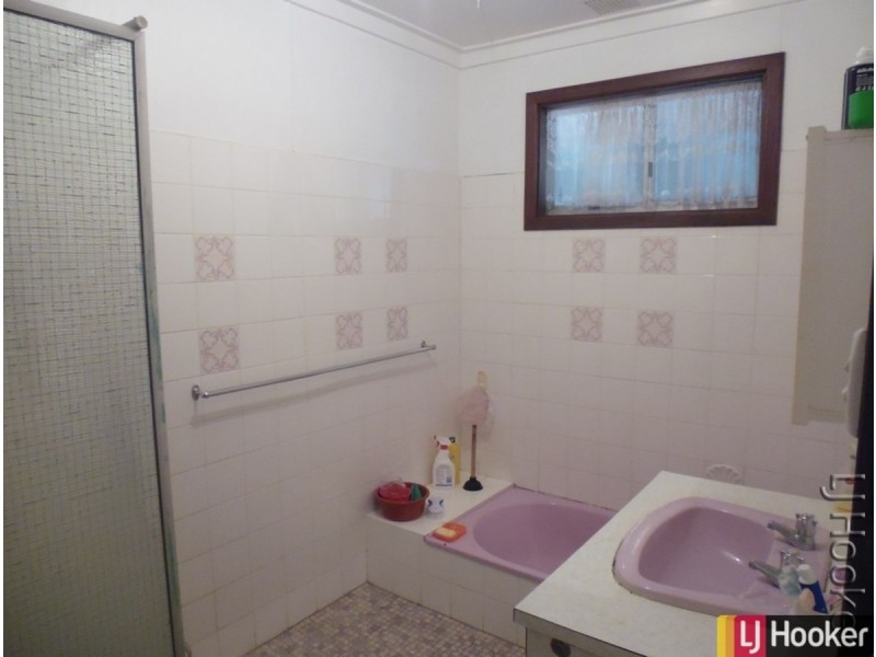 24 Gray Road, Mandurah WA 6210