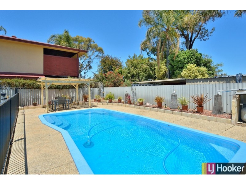 21 Blythwood Street, Dudley Park WA 6210