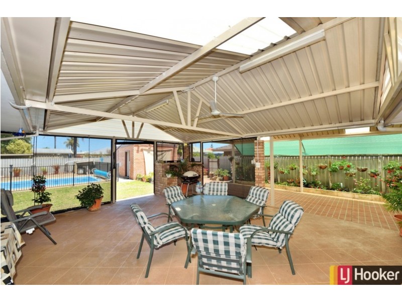 21 Blythwood Street, Dudley Park WA 6210