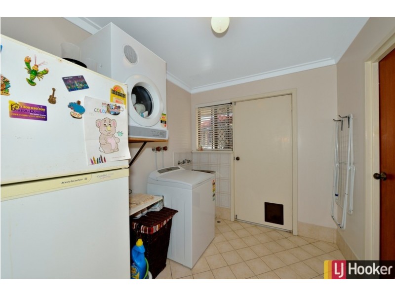 21 Blythwood Street, Dudley Park WA 6210