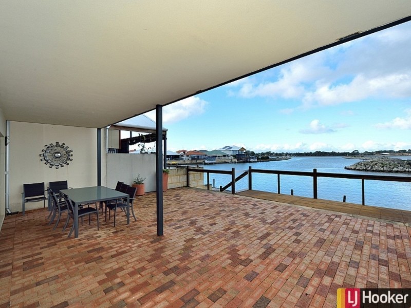 23/3 Piccolo Place, Halls Head WA 6210