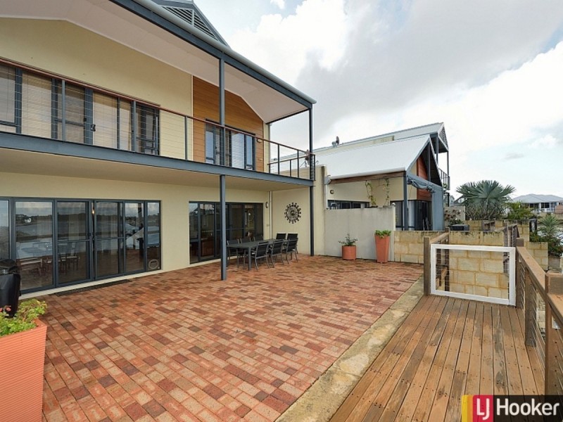 23/3 Piccolo Place, Halls Head WA 6210