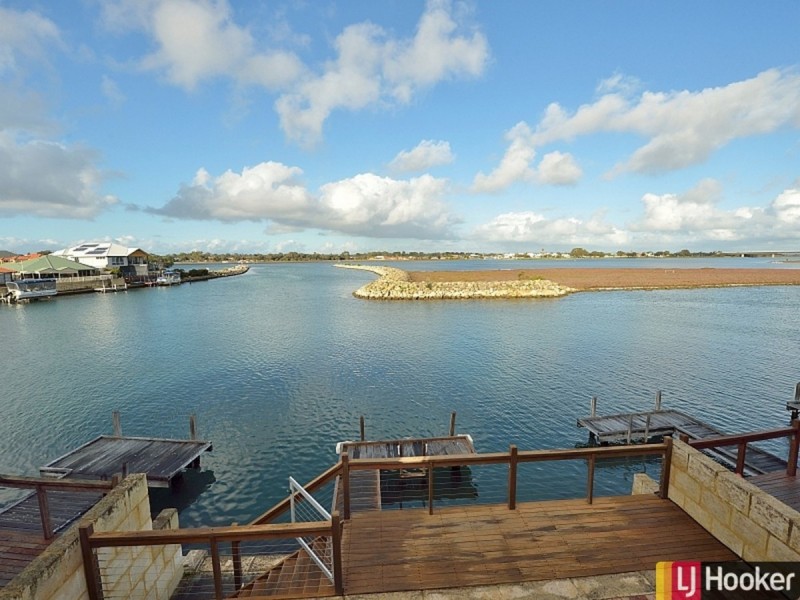 23/3 Piccolo Place, Halls Head WA 6210