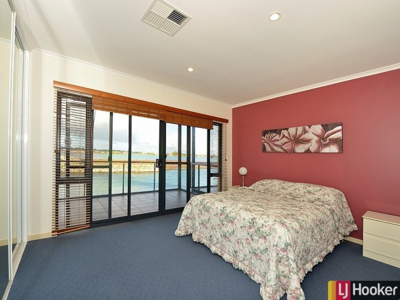 23/3 Piccolo Place, Halls Head WA 6210