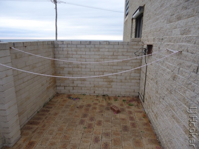 1/36A Halls Head Parade, Halls Head WA 6210