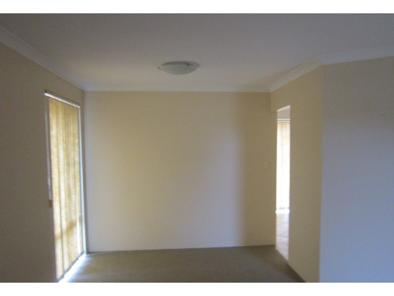 35 Erica Street, Coodanup WA 6210