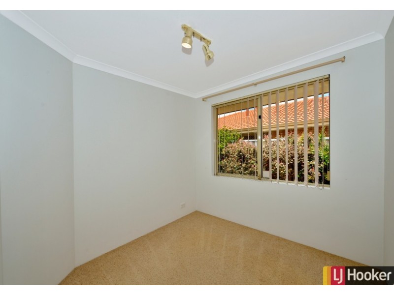 34 Tamarisk Drive, Halls Head WA 6210