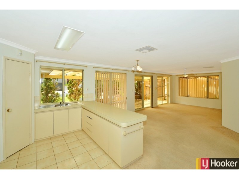 34 Tamarisk Drive, Halls Head WA 6210