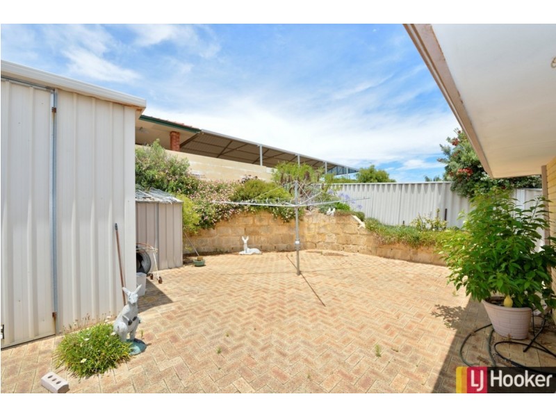 34 Tamarisk Drive, Halls Head WA 6210