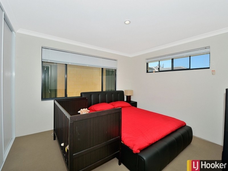 4/21 Fourth Avenue, Mandurah WA 6210