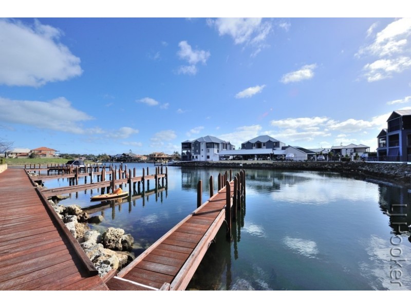 19/20 Apollo Place, Halls Head WA 6210