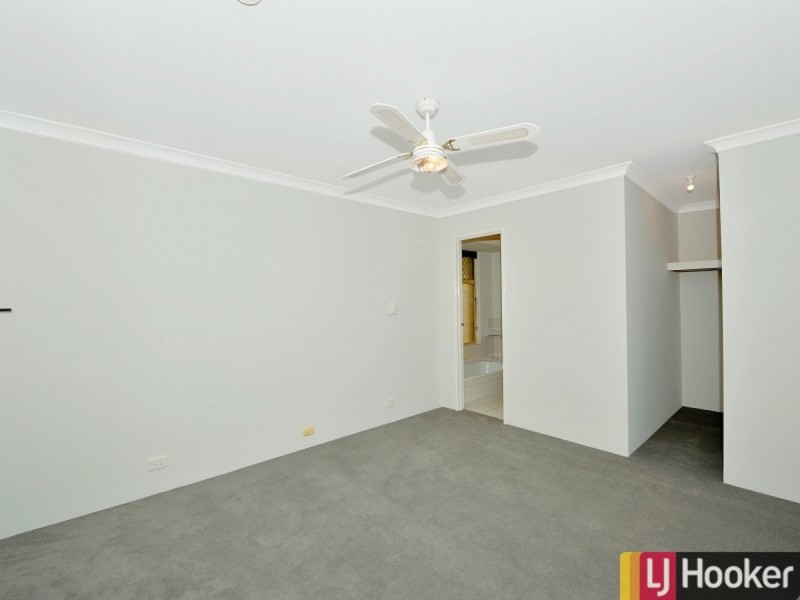 1/37 Elderberry Circle, Halls Head WA 6210
