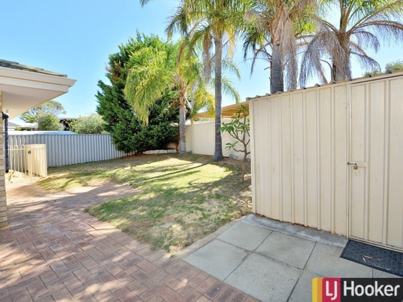 1/37 Elderberry Circle, Halls Head WA 6210