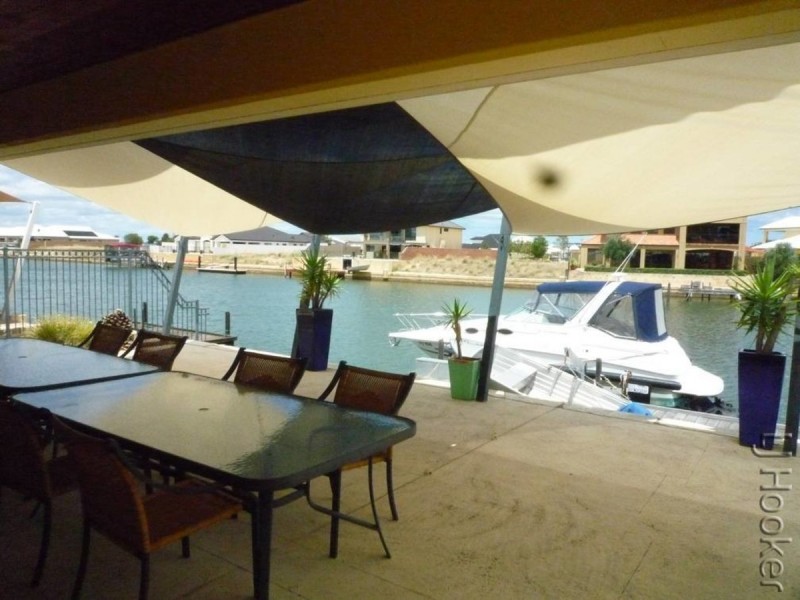 20 Tasman Loop, Dudley Park WA 6210