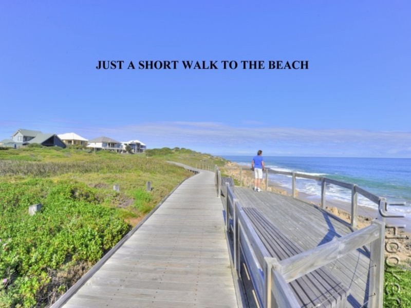 50 Torwood Edge, Halls Head WA 6210