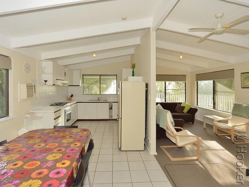 76 Park Ridge Drive, Bouvard WA 6211