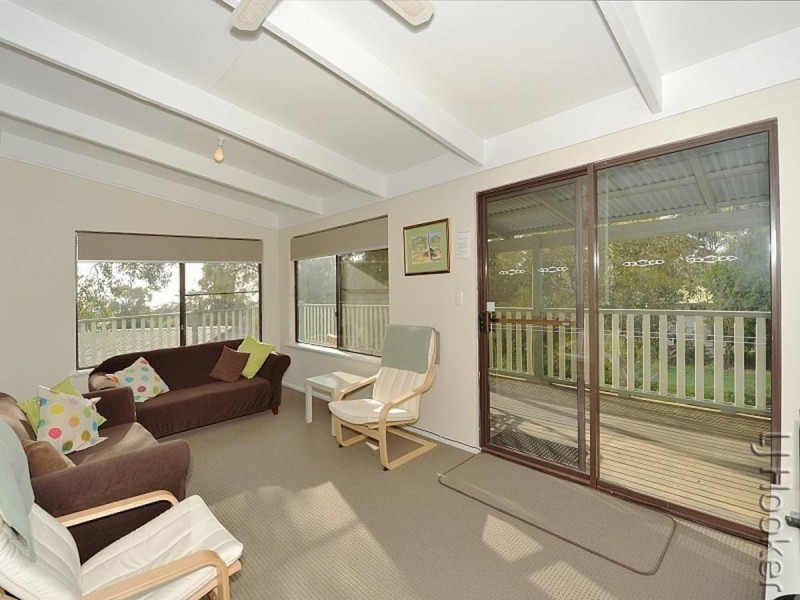 76 Park Ridge Drive, Bouvard WA 6211