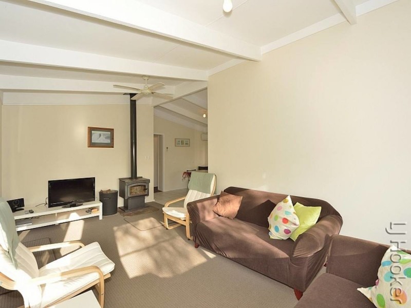 76 Park Ridge Drive, Bouvard WA 6211