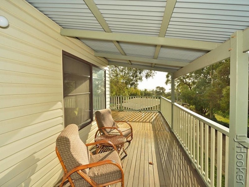 76 Park Ridge Drive, Bouvard WA 6211