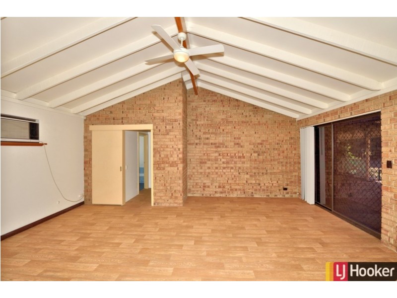 19 Balranald Street, Dudley Park WA 6210