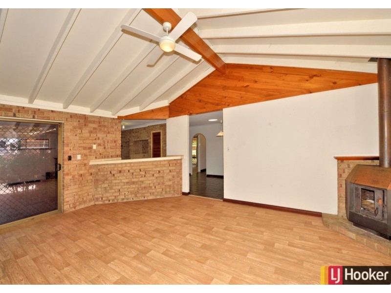 19 Balranald Street, Dudley Park WA 6210