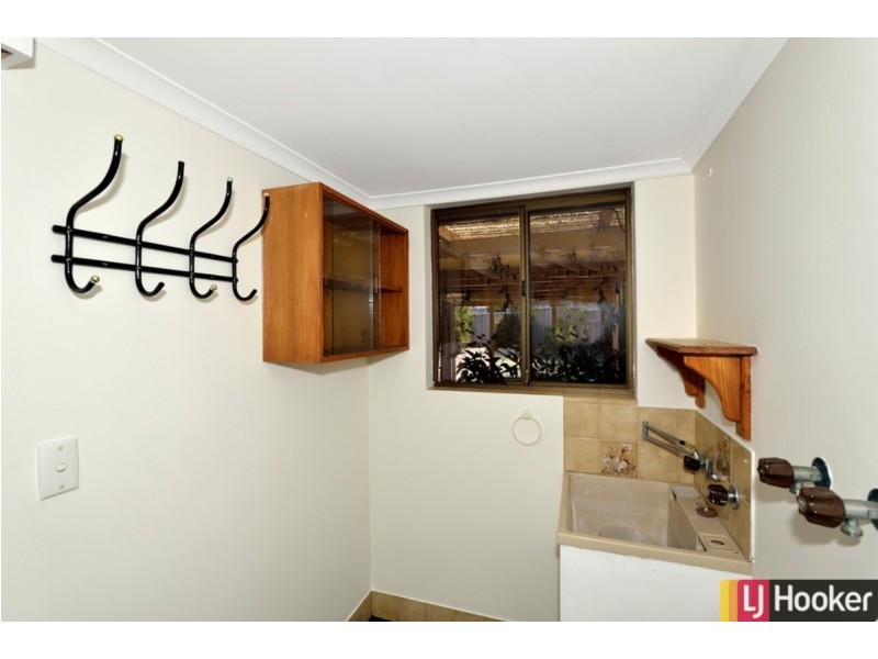 19 Balranald Street, Dudley Park WA 6210