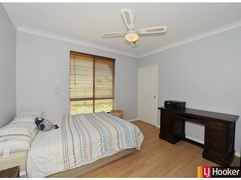 12 Seawind Drive, Silver Sands WA 6210