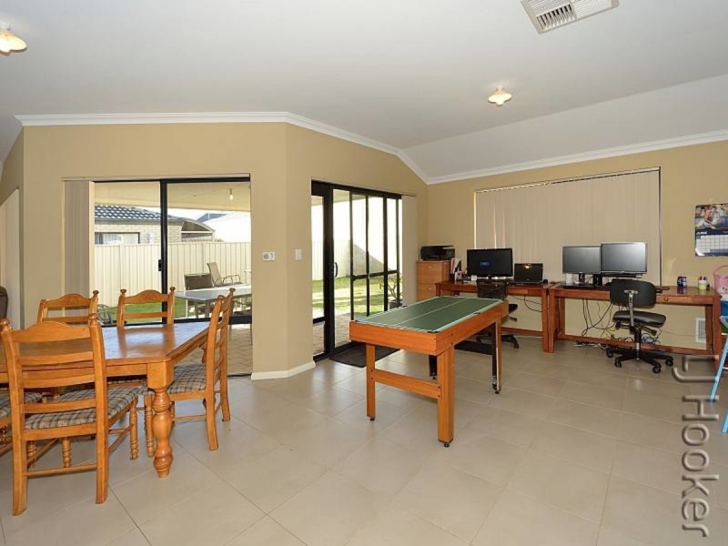 10 Balicup Way, Lakelands WA 6180