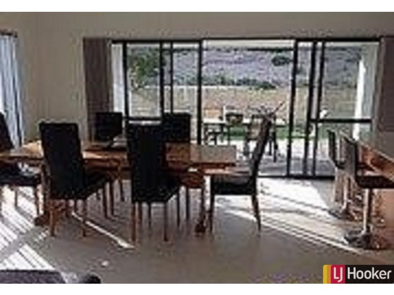 102 Penson Street, Singleton WA 6175