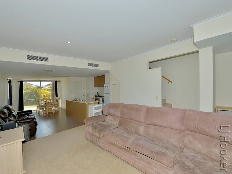 56 Middleton Loop, Meadow Springs WA 6210