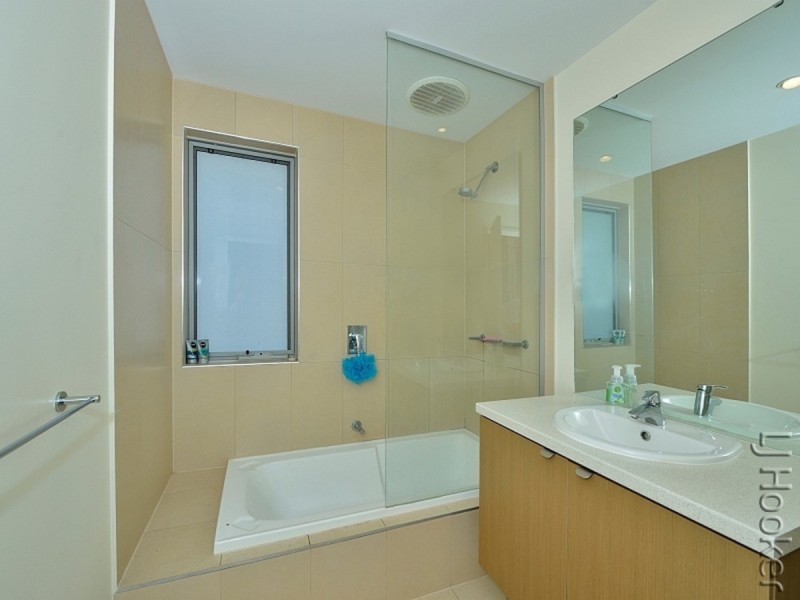 56 Middleton Loop, Meadow Springs WA 6210