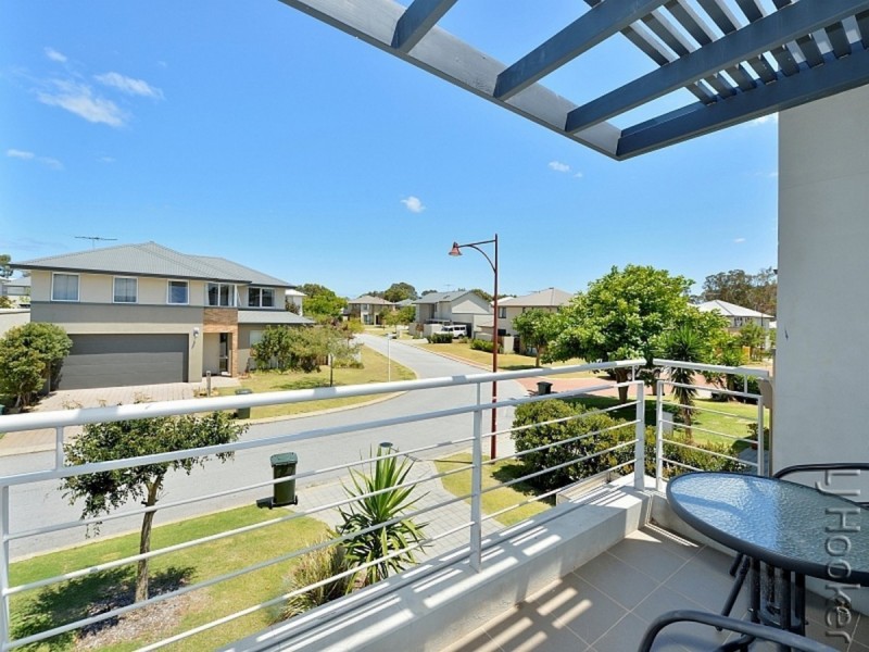 56 Middleton Loop, Meadow Springs WA 6210