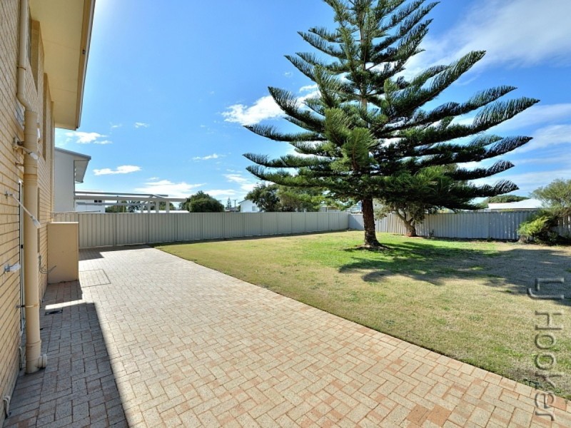 38 Sabina Drive, Madora Bay WA 6210