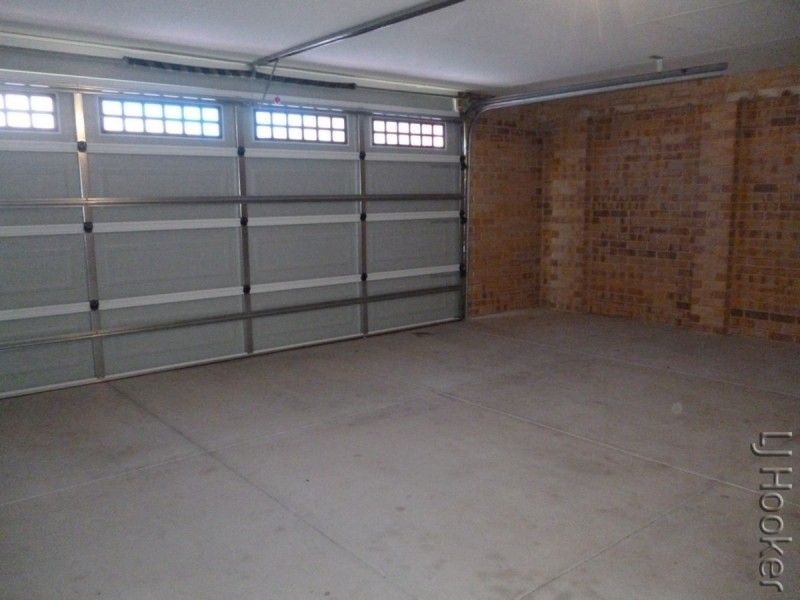 18 Still Meadow Turn, Meadow Springs WA 6210