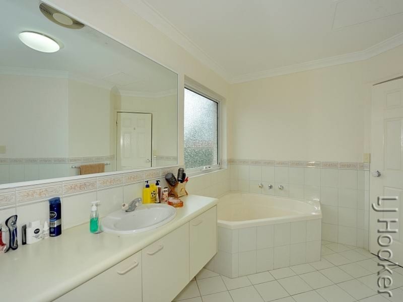 8/3 Leslie Street, Dudley Park WA 6210