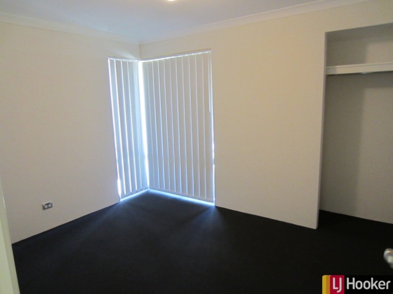 15 Lismore Ridge, Lakelands WA 6180