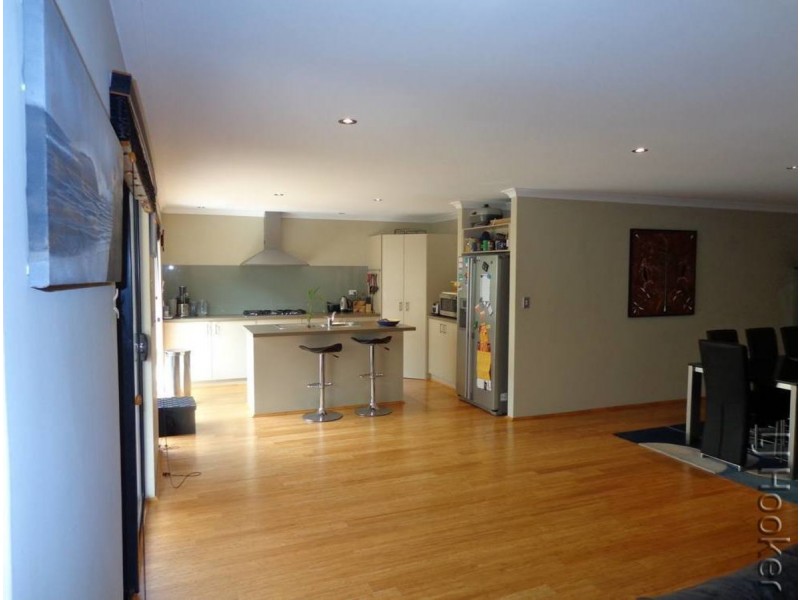 18 Cervantes Avenue, Baldivis WA 6171